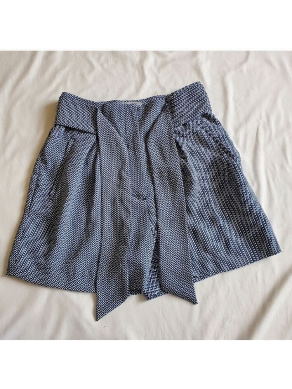 H&M Blue Geometric Print High Waist Tie Front Shorts